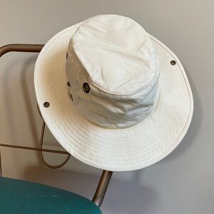 Tilley Hat in Natural White